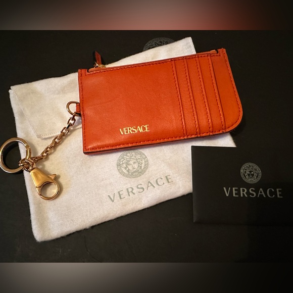 Versace Medusa Quilted orange leather zipper card case wallet NEW (AUTHE… - Picture 16 of 16